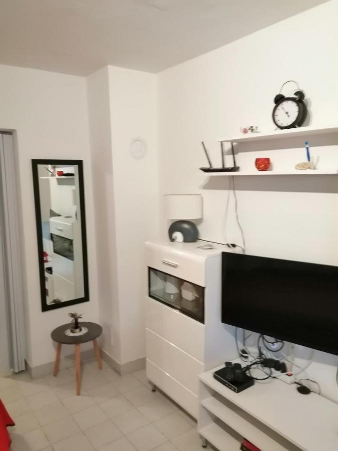 Apartment Rojal Mali Losinj Exterior photo