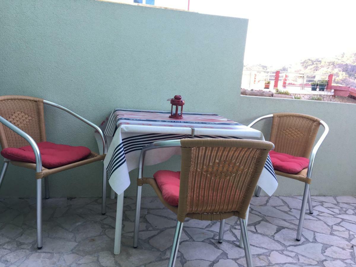 Apartment Rojal Mali Losinj Exterior photo
