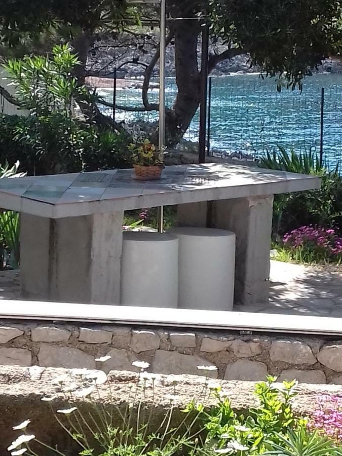 Apartment Rojal Mali Losinj Exterior photo